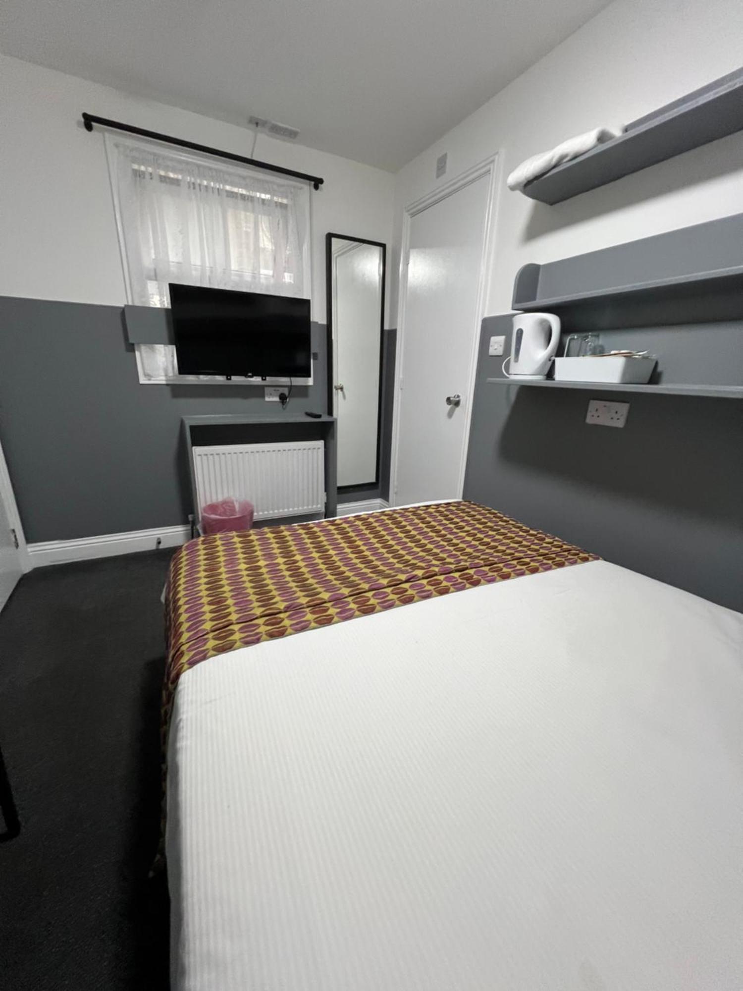 Plaza London Hotel Екстериор снимка